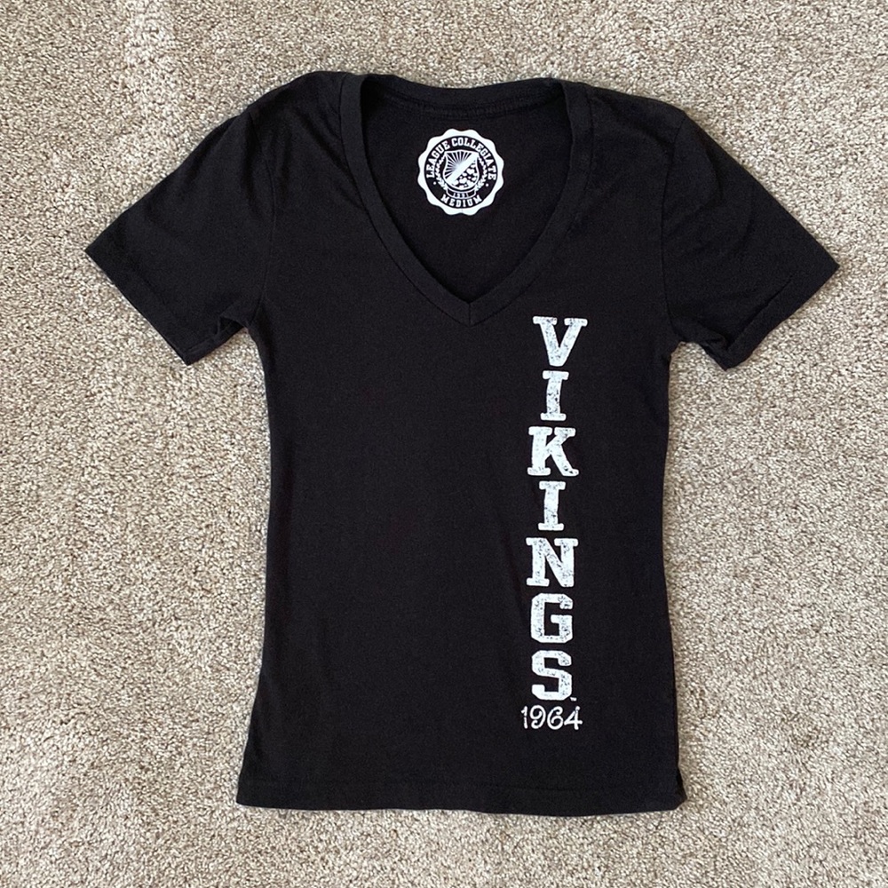 Women’s Vikings V-Neck Shirt